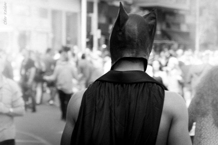 צילום: עפר קידר (המציג איננו ספיידרמן)